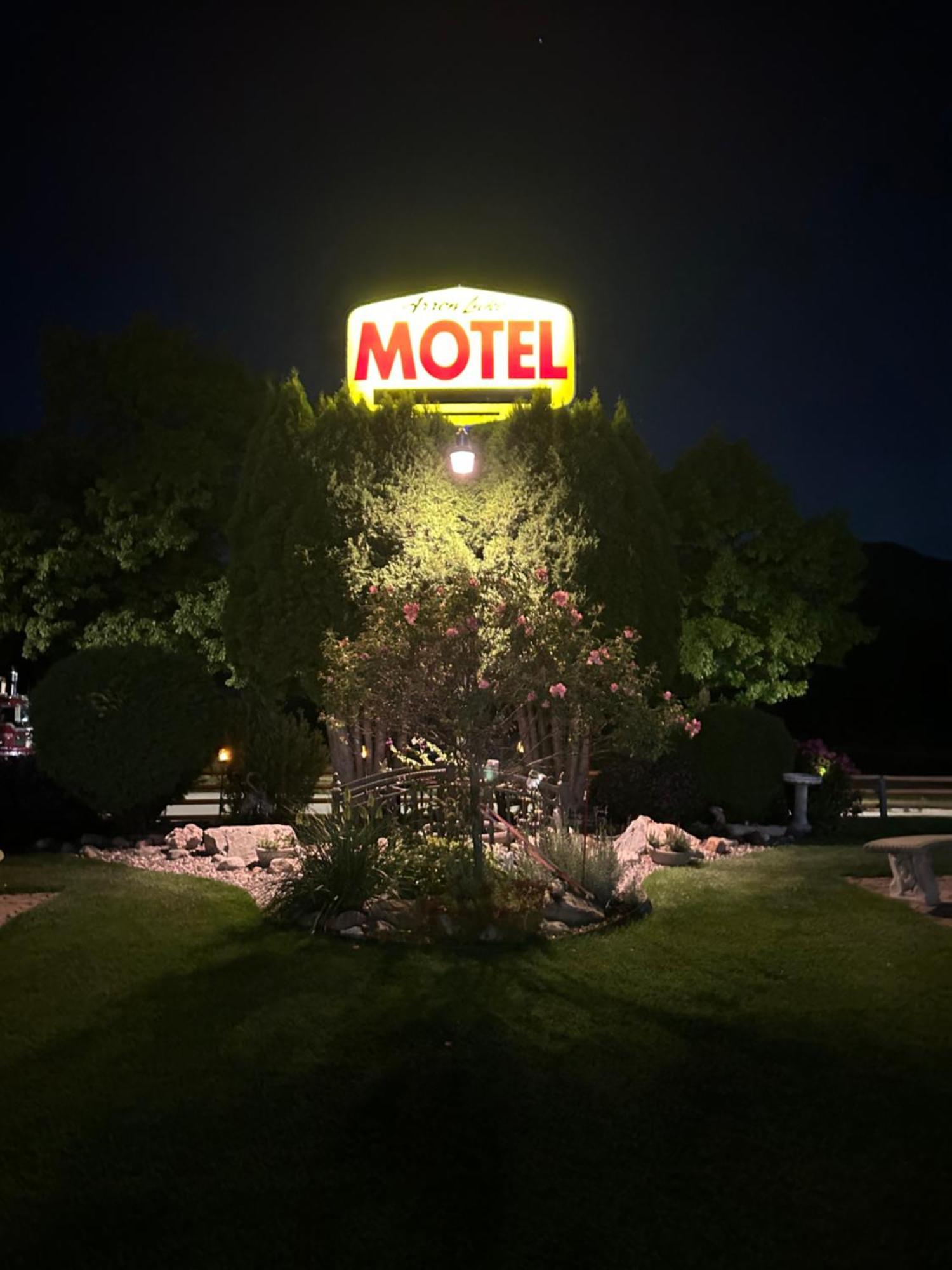 Arrow Lake Motel Fauquier Exteriör bild